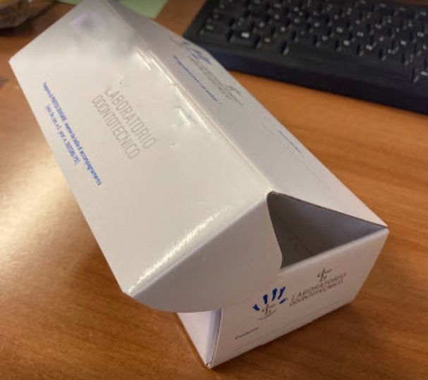 scatola per imballaggio protesi odontotecnica
