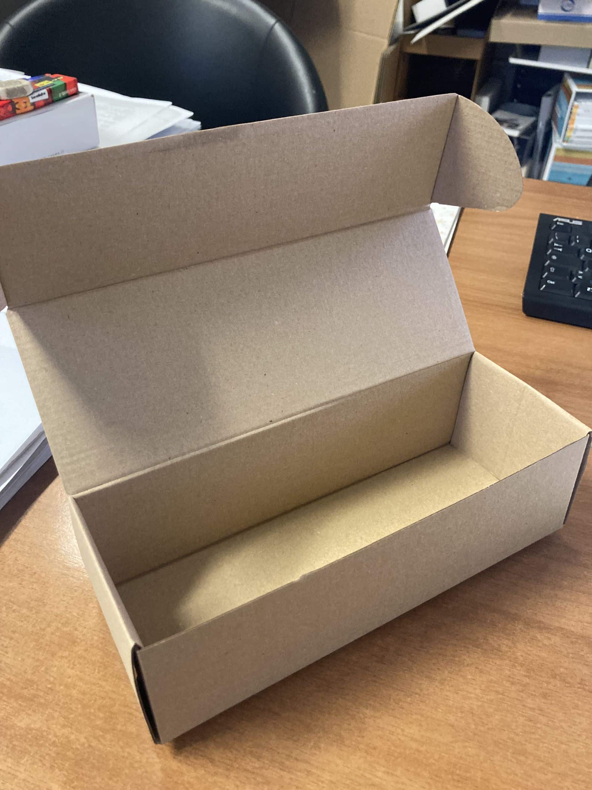 scatola per viti e bulloni